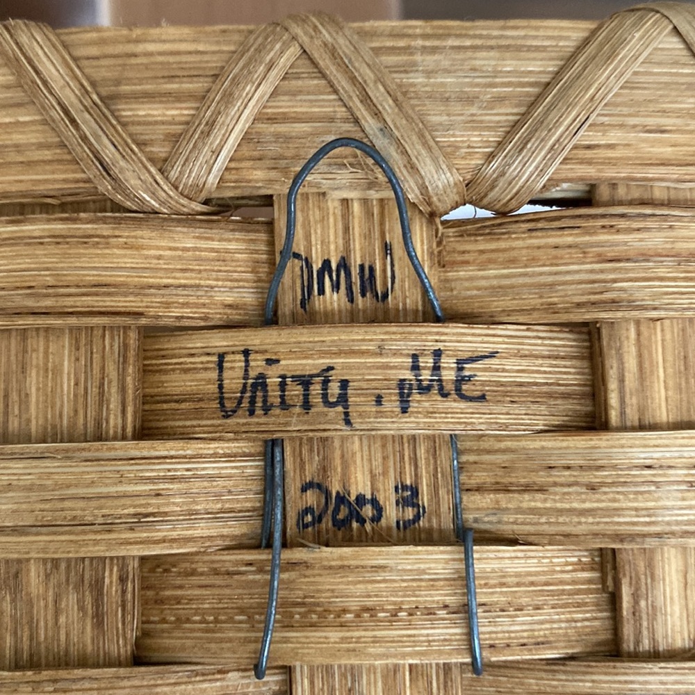 Wall Organizer Key and Letter Basket - Picture 6 of 7